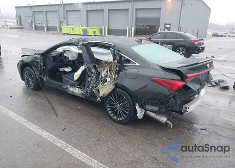 2020 Toyota Avalon Hybrid Xse from USA, damaged, VIN 4T1E21FB3LU016250